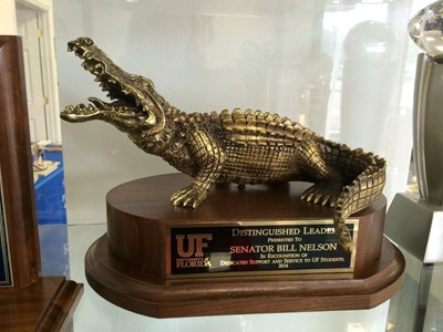 trophy gator plaques